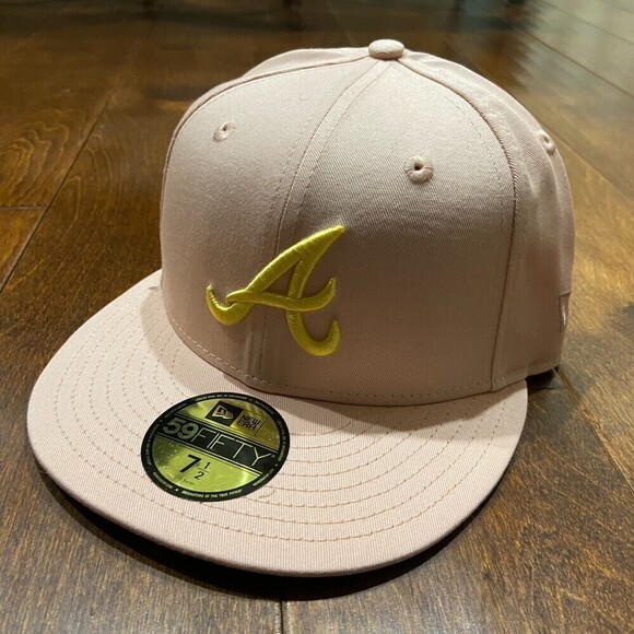 New Era Hat Club Exclusive Atlanta Braves Pink Sugar Shack 30th 7 1/2 - Picture 2 of 6